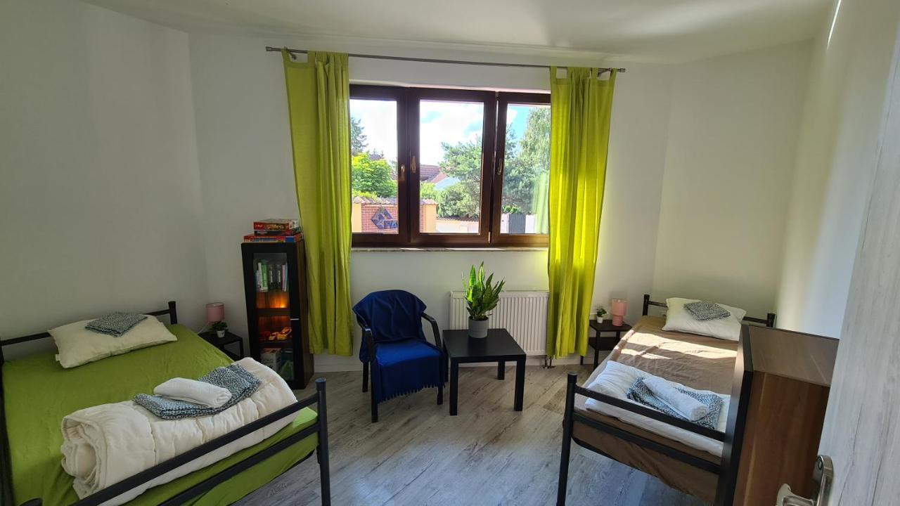 Urocze Apartamenty Na Wsi Goledzinow Екстериор снимка