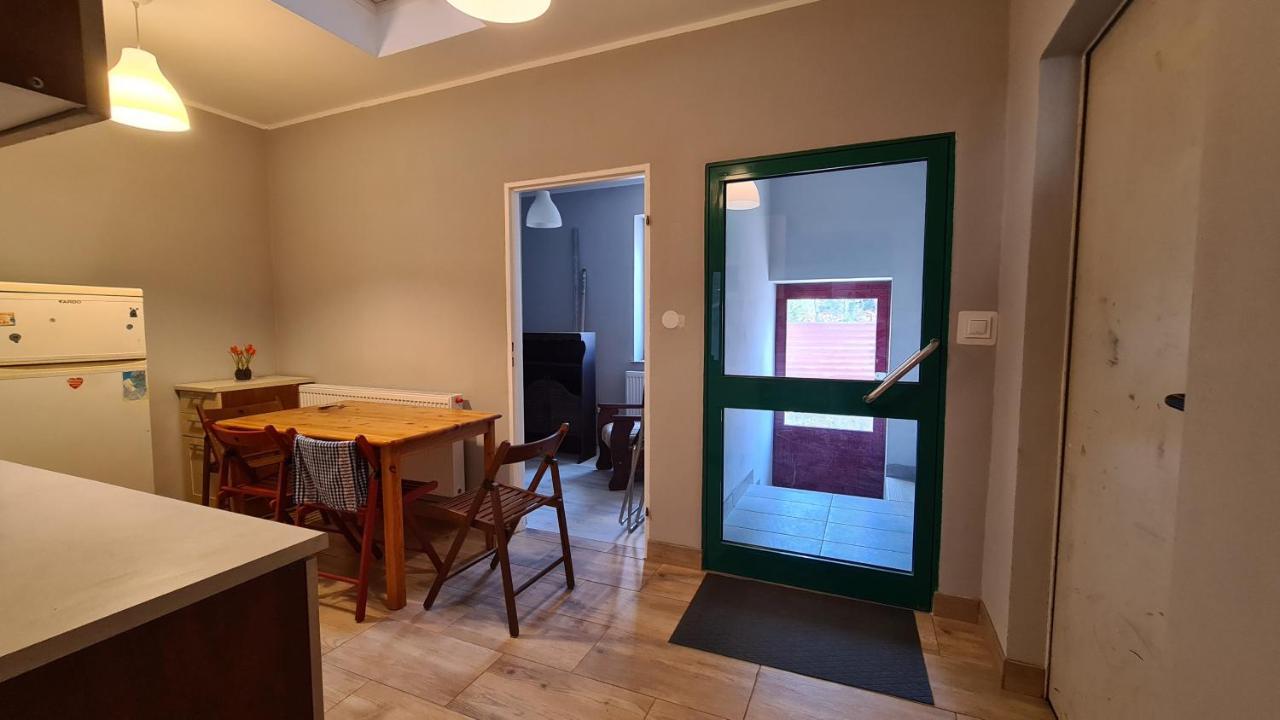 Urocze Apartamenty Na Wsi Goledzinow Екстериор снимка