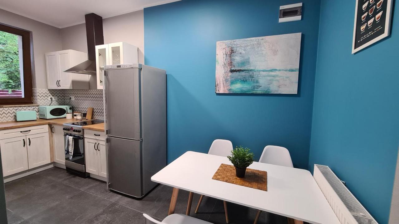 Urocze Apartamenty Na Wsi Goledzinow Екстериор снимка