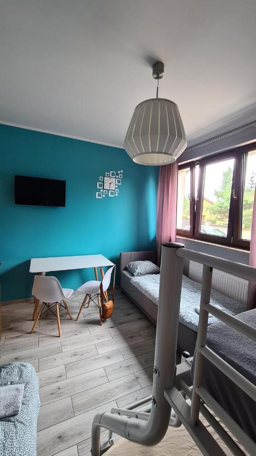 Urocze Apartamenty Na Wsi Goledzinow Екстериор снимка