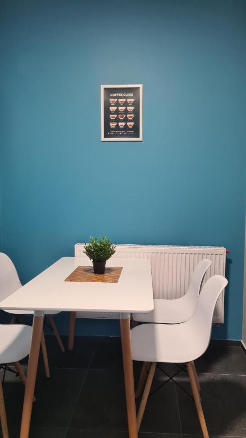 Urocze Apartamenty Na Wsi Goledzinow Екстериор снимка